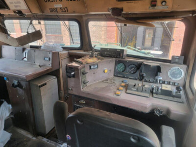 TRN_BNSF_cab_interior_RRHMA-400x300